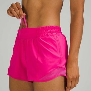 Lululemon Hotty Hot Low Rise Short 4" Sonic Pink Size 6